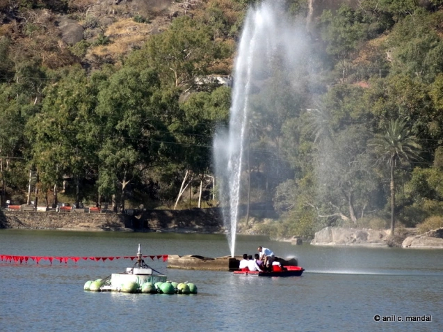 fountain in nikki lake